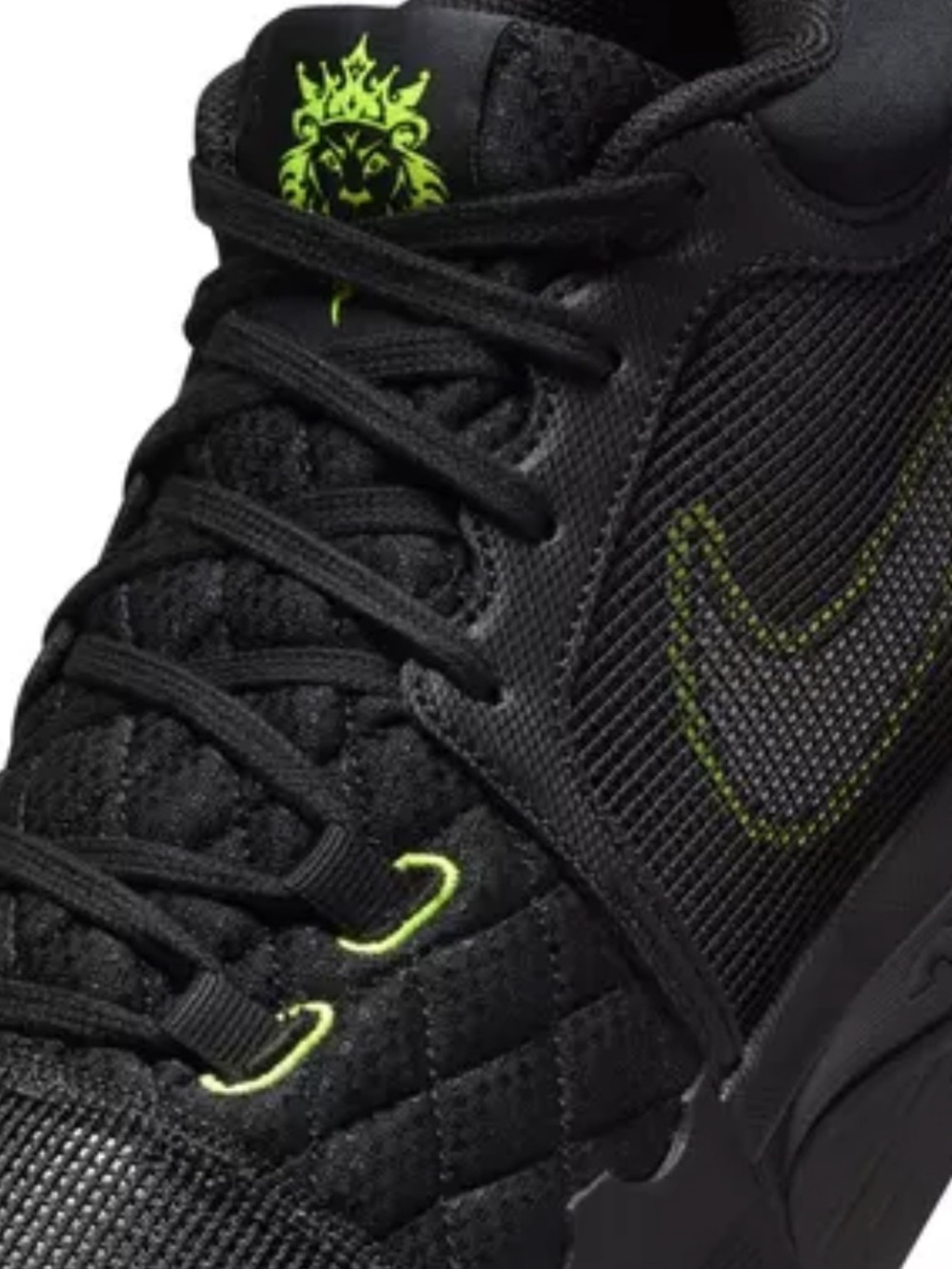 Nike LeBron Witness 8
Black Volt White Women Basketball
Shoe - Picture 11 of 12
